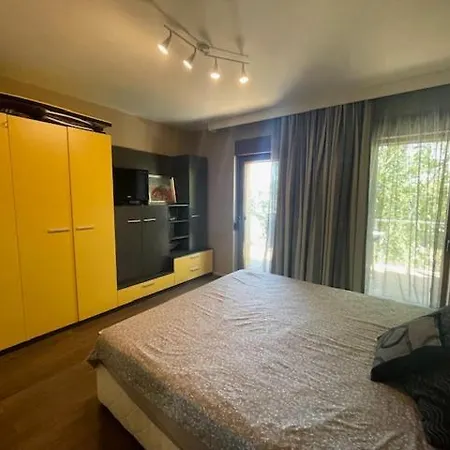 Apartmán First Line Lozenez Anron