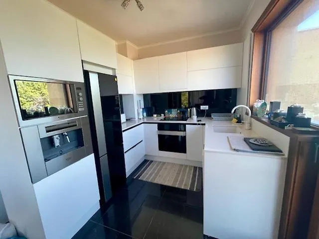 Апартаменты First Line Lozenez Anron