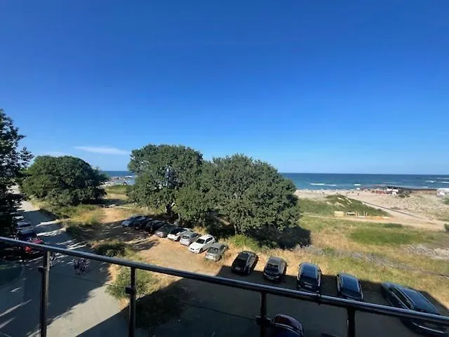 Apartament First Line Lozenez Anron