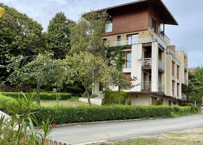 First Line Lozenez Anron * Łozenec